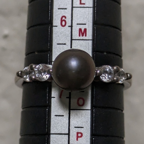 Skydancer Ring - Size 7 - Vantel Pearls - Picture 8 of 12